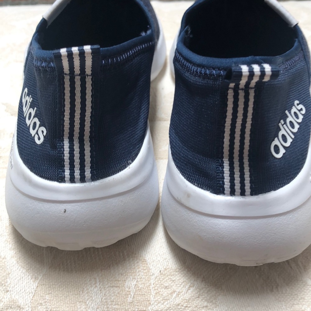 Adidas - Picture 2 of 5